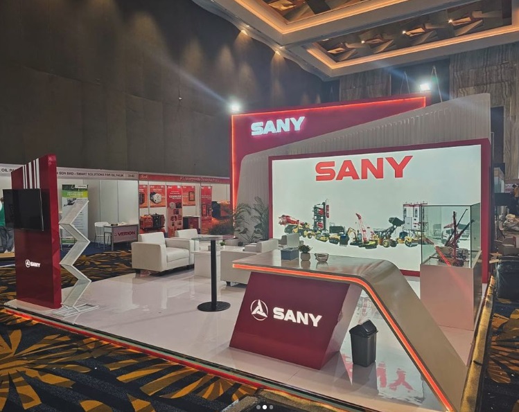 desain booth pameran